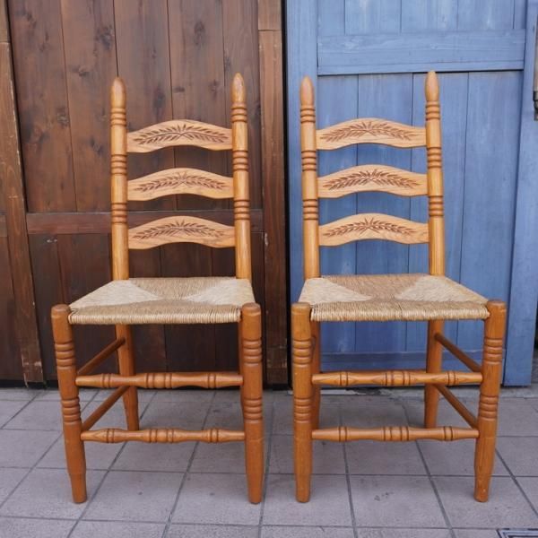 AUNT STELLA'S(アントステラ)のラダーバックチェアー 2脚セットです