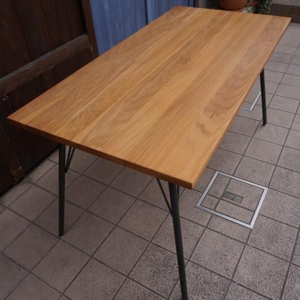 BIMAKES(ビメイクス)のSHINBASU(シンバス) オーク無垢材/アイアン脚