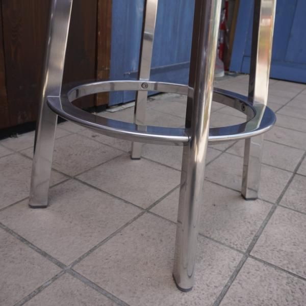 イタリアMAGIS(マジス)社の深澤直人デザインDeja-vu stool(デジャヴ