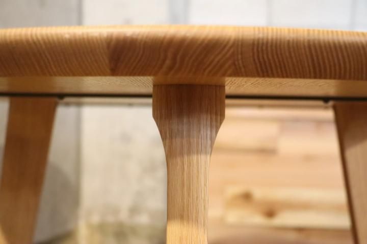 飛騨の家具メーカーKASHIWA(柏木工)よりIDC OTSUKA(大塚家具)受注生産