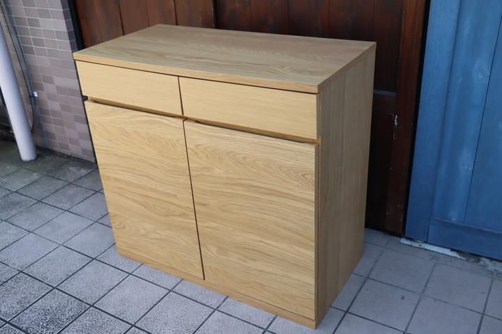 人気の無印良品(MUJI)のオーク材 キャビネット・木製扉！ナチュラルで