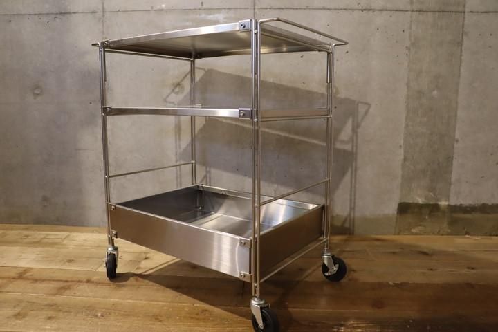 無印良品(MUJI)の人気のステンレスユニットシェルフ ワゴンセットです