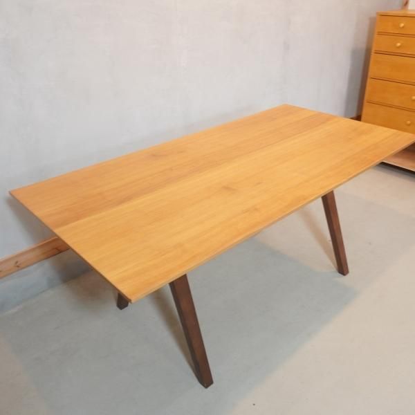 北欧スウェーデンのブランド IKEA(イケア)の高級ラインSTOCKHOLM