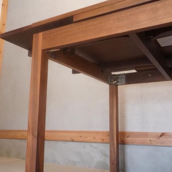 無印良品(MUJI)のウォールナット材 エクステンションテーブルです