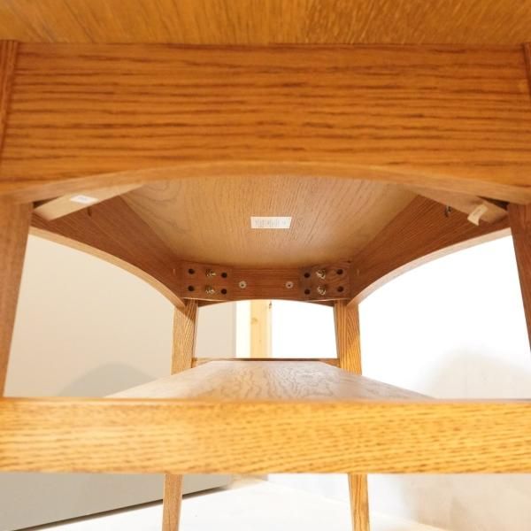 人気のunicoウニコのKURT(クルト)シリーズのカフェテーブルです