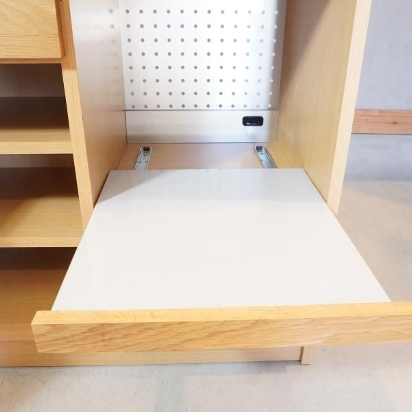 人気のunico(ウニコ)よりHUTTE(ヒュッテ)シリーズ のキッチンボード