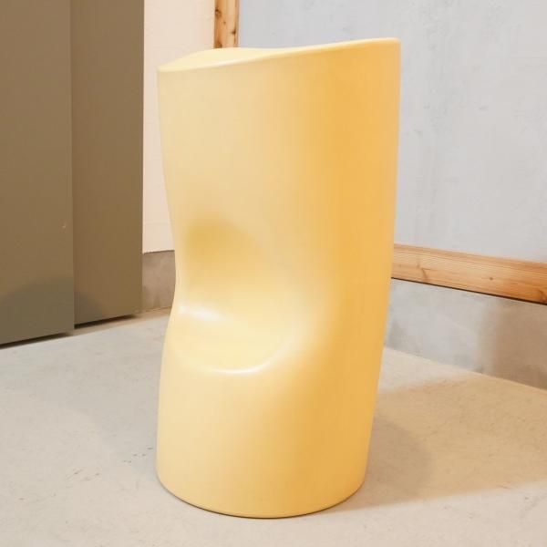 Driade(ドリアデ)の吉岡徳仁デザイン Tokyo Pop バースツール。マット