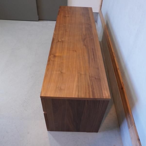 値下げ/無印良品(MUJI)のウォールナット材 AVラックです！シンプルなTV