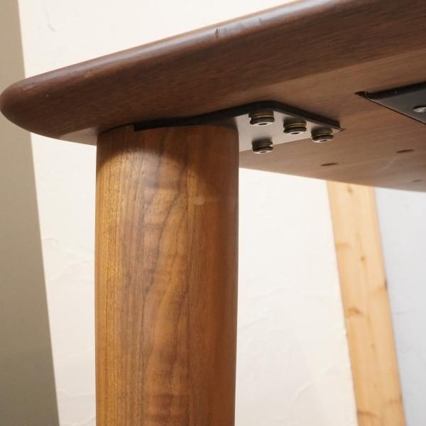 IDC OTSUKA(大塚家具)の木の素材感を楽しめるFill3(フィル3