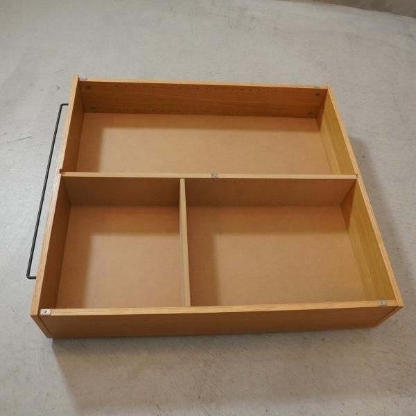 無印良品(MUJI)のオーク材 ベッドフレーム下収納引き出しです。ベッド