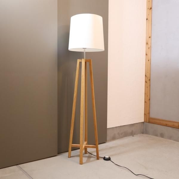 THE CONRAN SHOP(コンランショップ)のCROSS FLOOR LIGHT(クロスフロア