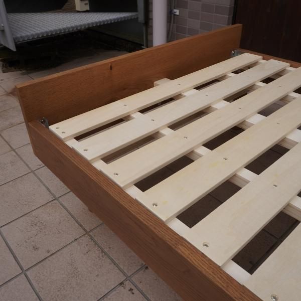 値下げ/unico(ウニコ)より木の表情を生かしたカジュアルな印象のADDAY