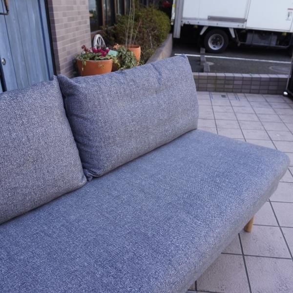 ちょすけ】中古unico グレー/水色 2人掛けソファ 中古】unico グレー