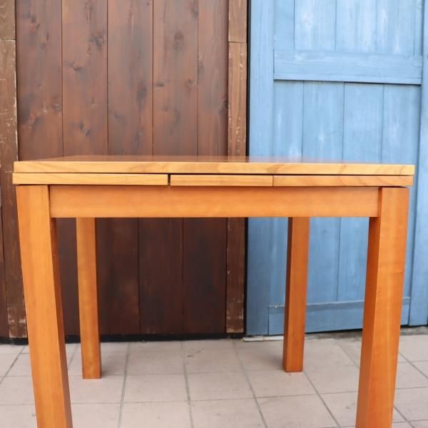 unico(ウニコ)のVIVO:Extension table！チェリー材のナチュラル感と