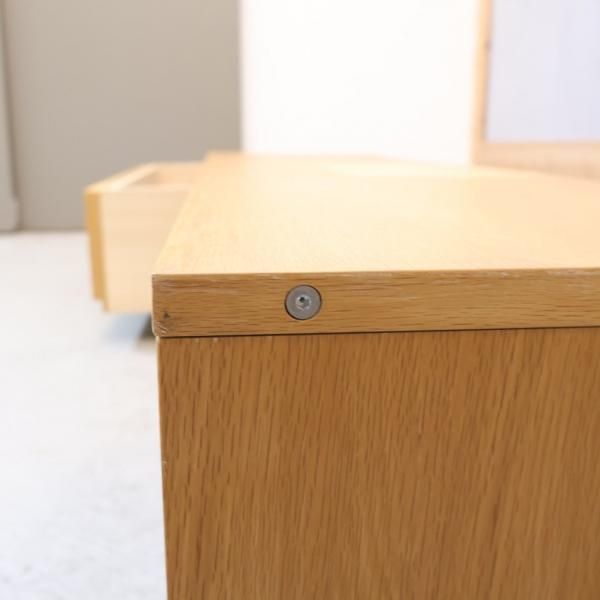 無印良品(MUJI)のオーク材 AVラックです！シンプルな薄型のTVボードは