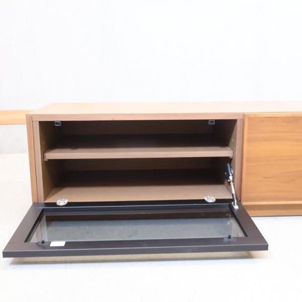 ACTUS(アクタス)のSHINE(シャイン)テレビボードです。ウォールナット材