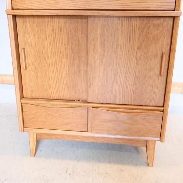 unico(ウニコ)のSIGNE(シグネ)シリーズのキッチンボードです。オーク材