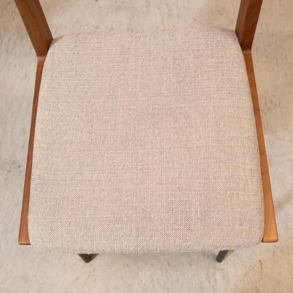 unico(ウニコ)のDIX(ディクス)シリーズのダイニングチェア 2脚セット