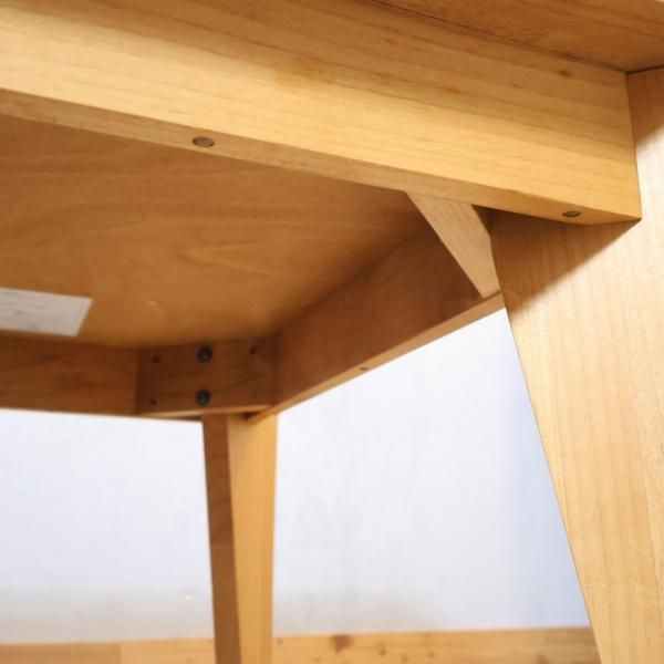 アクタス(ACTUS)で取り扱われていたBOSCO(ボスコ)の引出し付ダイニング