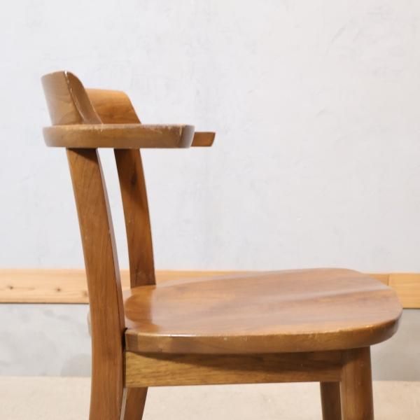 IDC大塚家具 取扱い柏木工のソフィー ウォールナット材 ダイニング