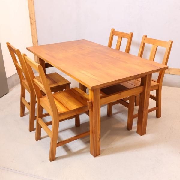 ぷにごんさん専用UNICO HOLMダイニングテーブル ぷにごんさん専用UNICO