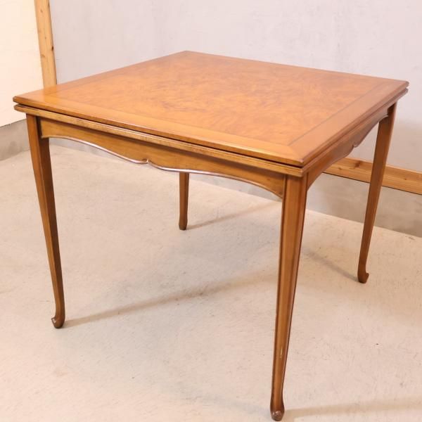 IDC OTSUKA(大塚家具)にて取り扱いのあるイタリアMedea(メデア)社の