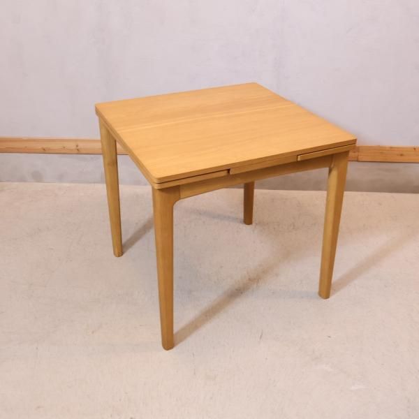 unico(ウニコ)のTRITO(トリト) オーク材 エクステンションダイニング