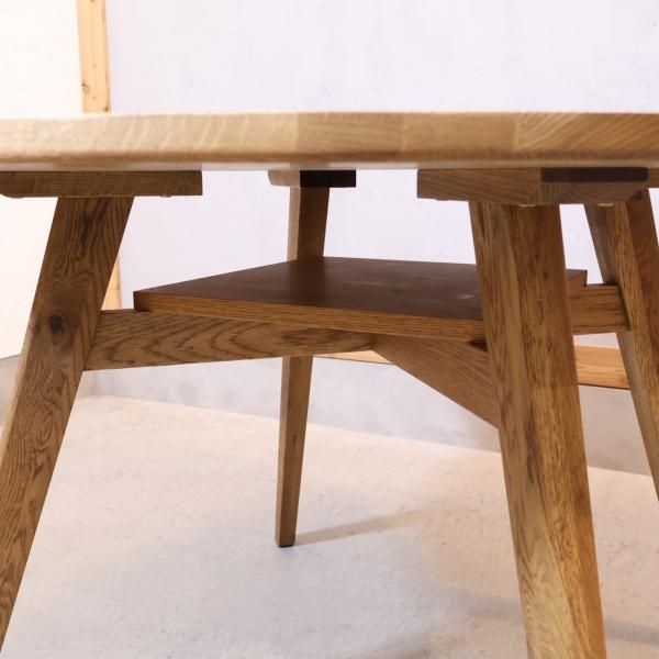 unico(ウニコ) ADDAY(アディ) ラウンドダイニングテーブルです♪木の