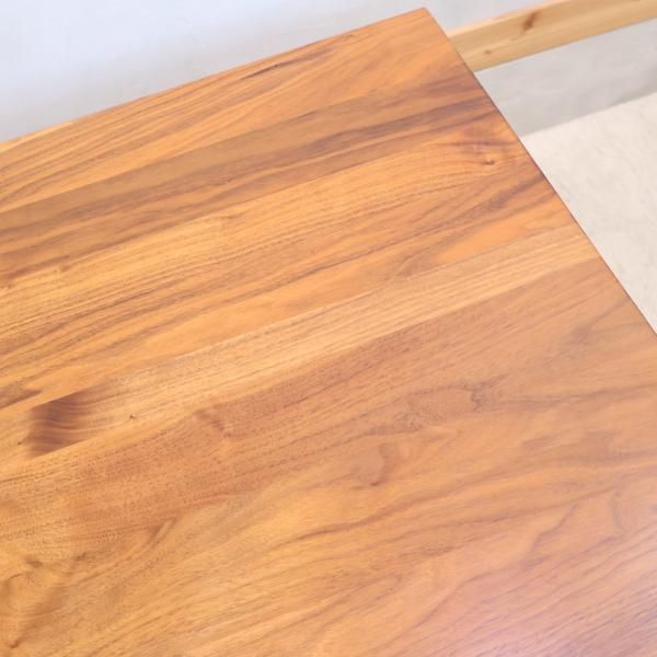 無印良品(MUJI)のウォールナット無垢材 引出し付ダイニングテーブル