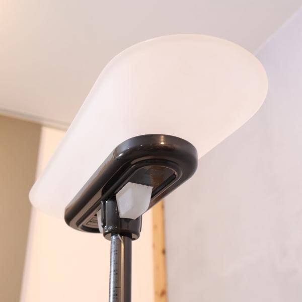 FLOS(フロス)のJill(ジル)フロアスタンドライトです。P.A.King、S