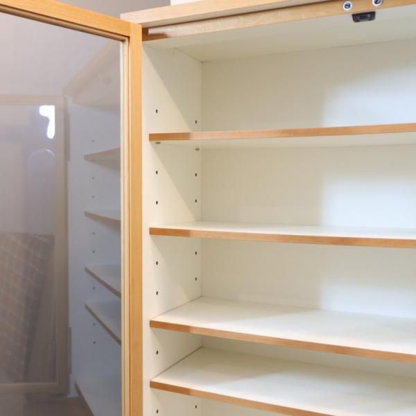 unico(ウニコ)よりTUO(トゥオ)シリーズのカップボードです！アルダー