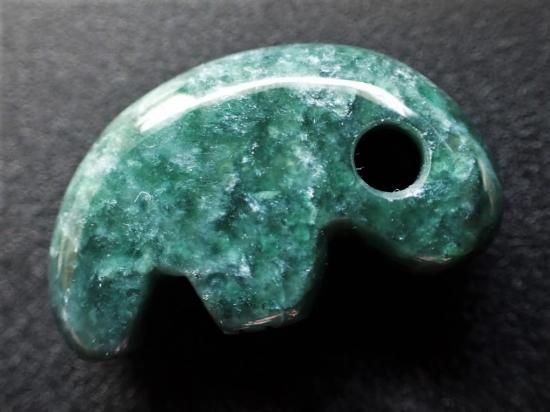 日本翡翠獣型勾玉・2（濃緑）30mm ,000 - ザ・ストーンズバザール
