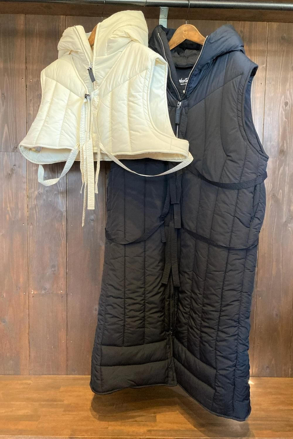 77circa × wild things “77circa separate hood padding life vest