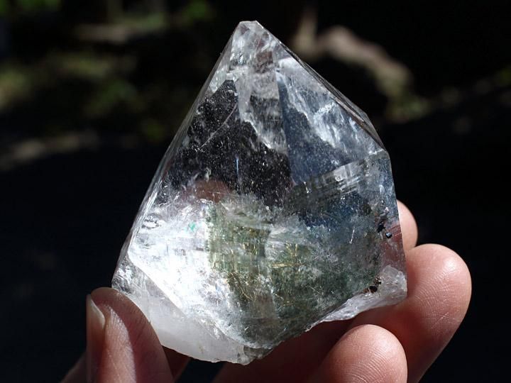 マニハール産ヒマラヤ水晶ポイント - ヒマラヤ水晶専門店 ヒマラヤン