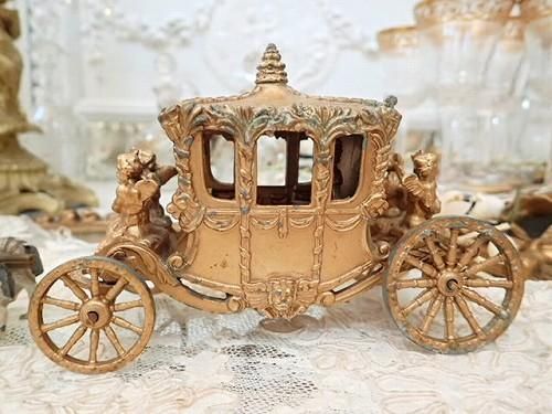 エニットコリンズ馬車デザインの木製ボックスアンティーク Enid