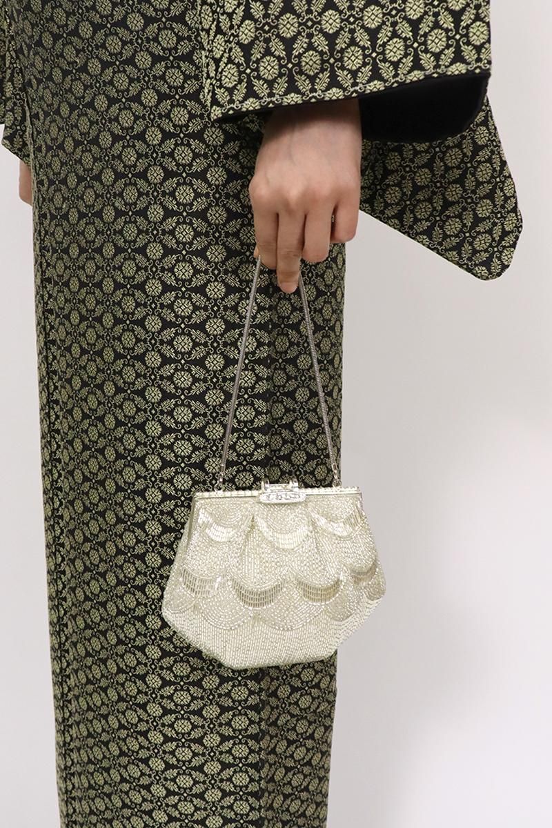 銀座【G-2762】ルミーはしもと製 ビーズ刺繍 バッグ 幾何文 銀色