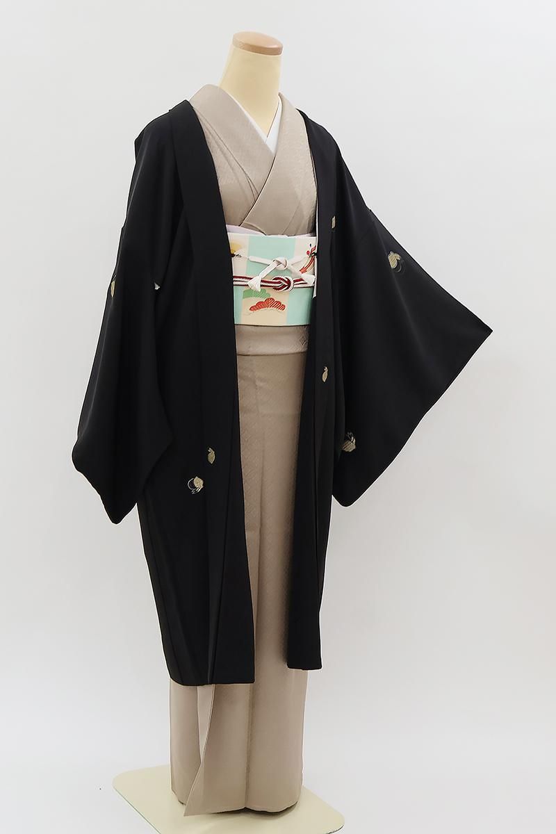 銀座【E-2367】竹屋町刺繍 羽織 墨色 兎の図（反端付） :身丈100/裄