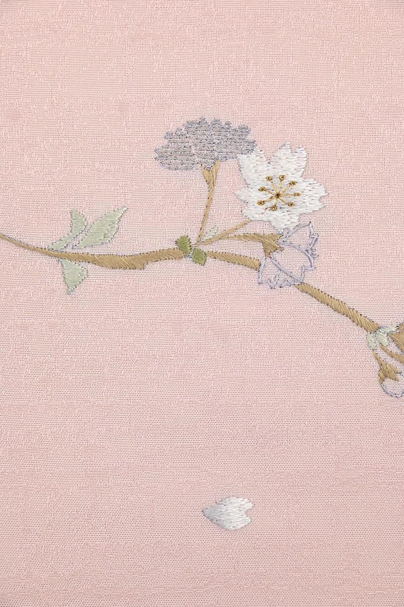 銀座【着物4724】西陣 山口美術織物製 刺繍 訪問着 聴色 桜の図（落款