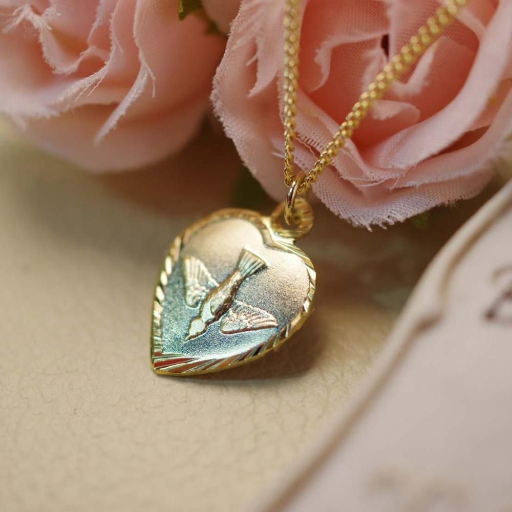 聖霊の鳥♡ハートネックレス