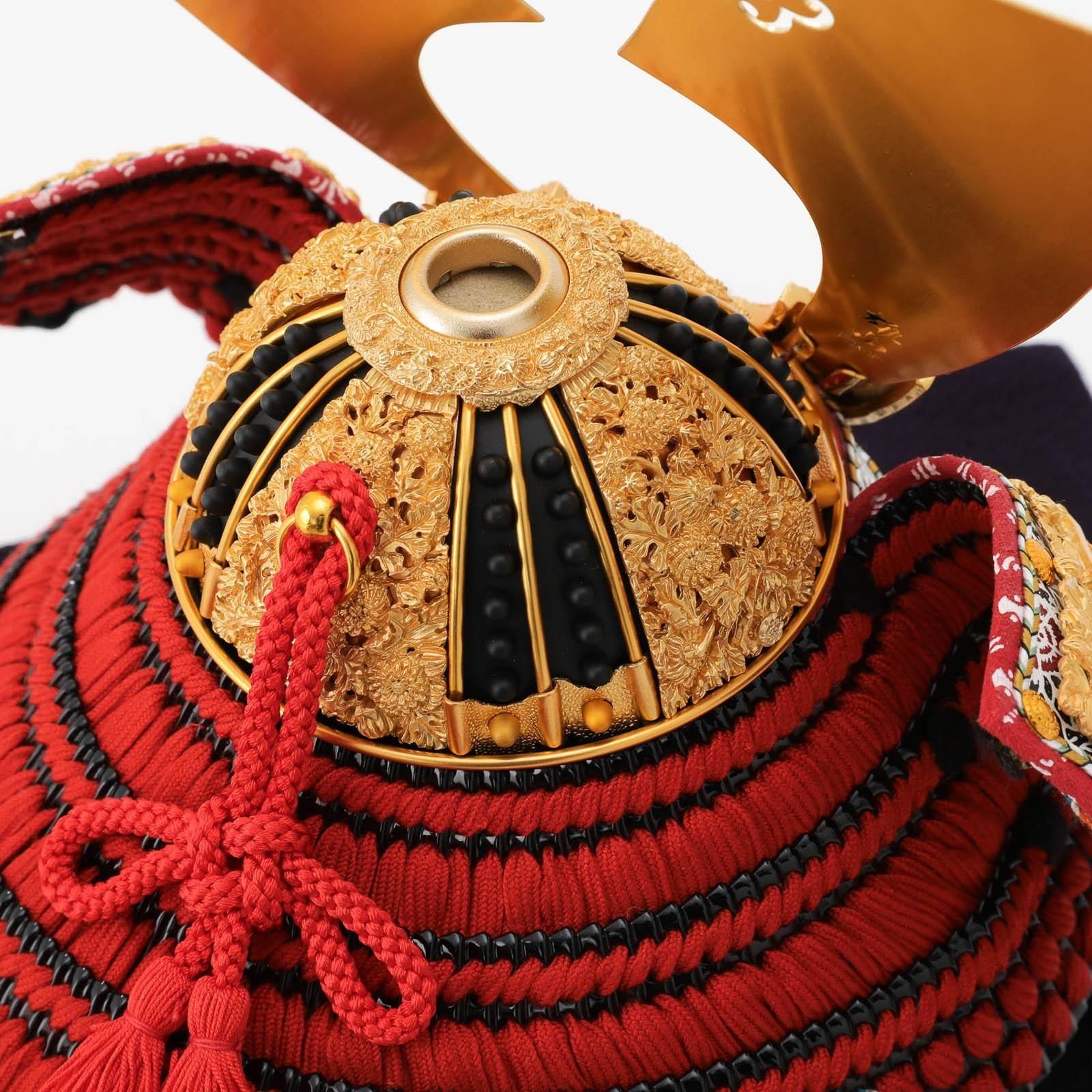 12号菊一文字兜飾り 金屏風 鈴甲子雄山作