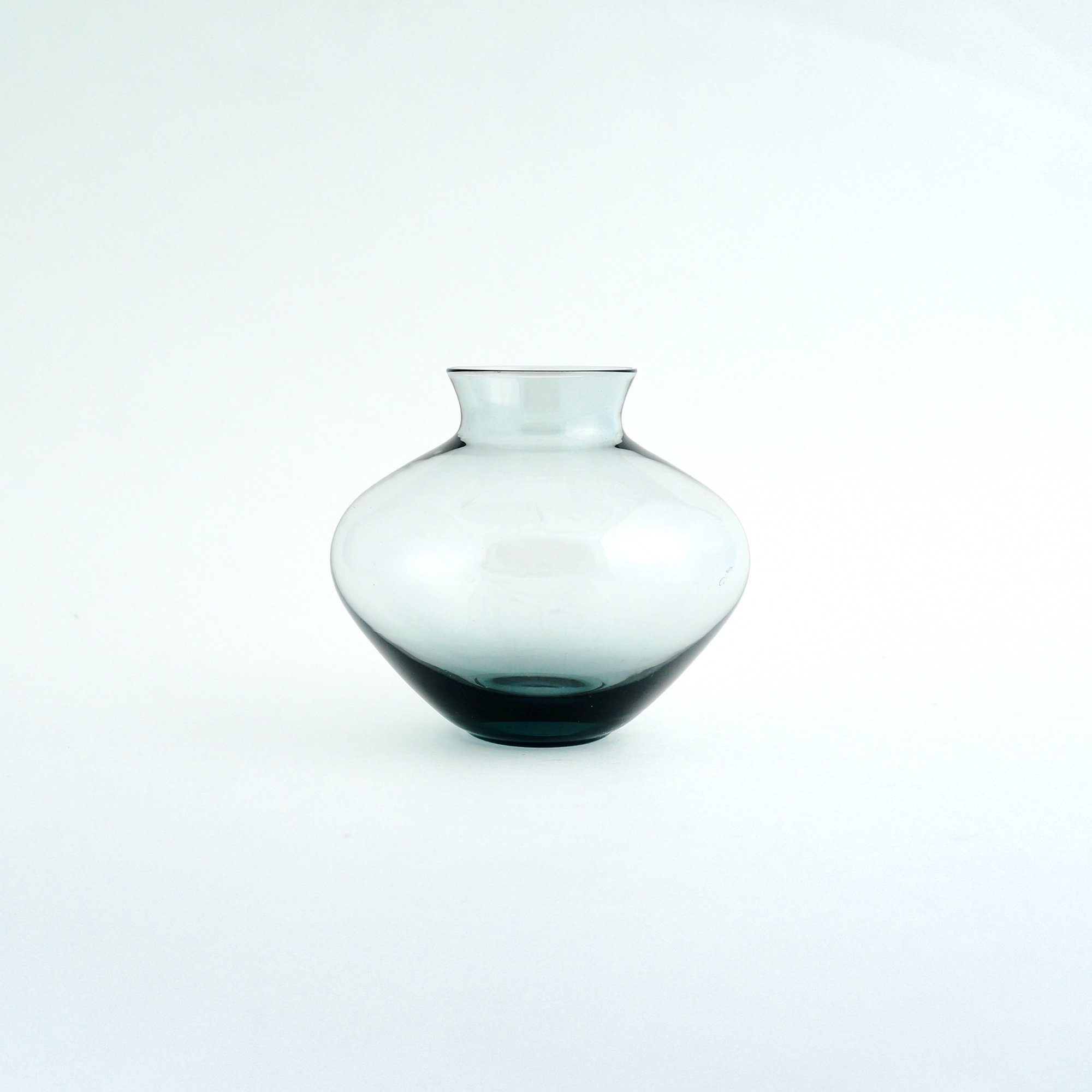 Wilhelm Wagenfeld / WMF / Glass Vase (SS) - organ-online.com