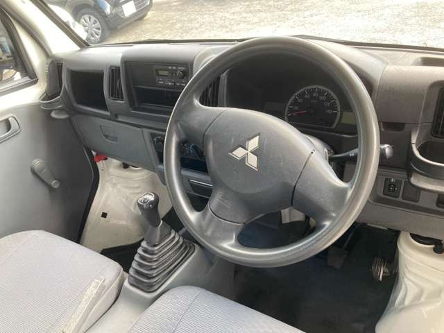 三菱 ミニキャブトラック Vタイプ エアコン パワステ の中古車詳細