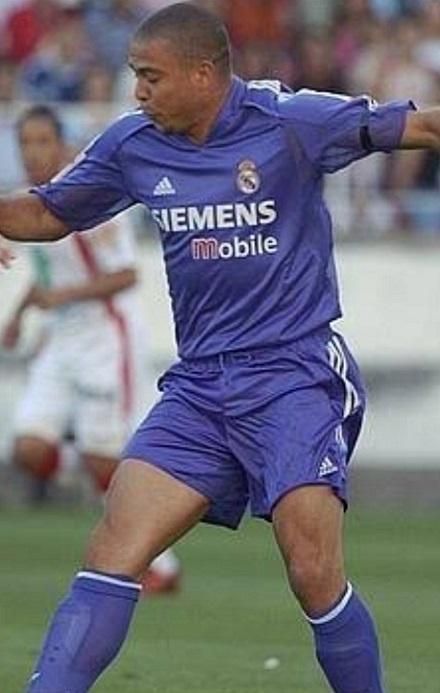 レアル、マドリード（3rd）04/05 ロナウド＃9