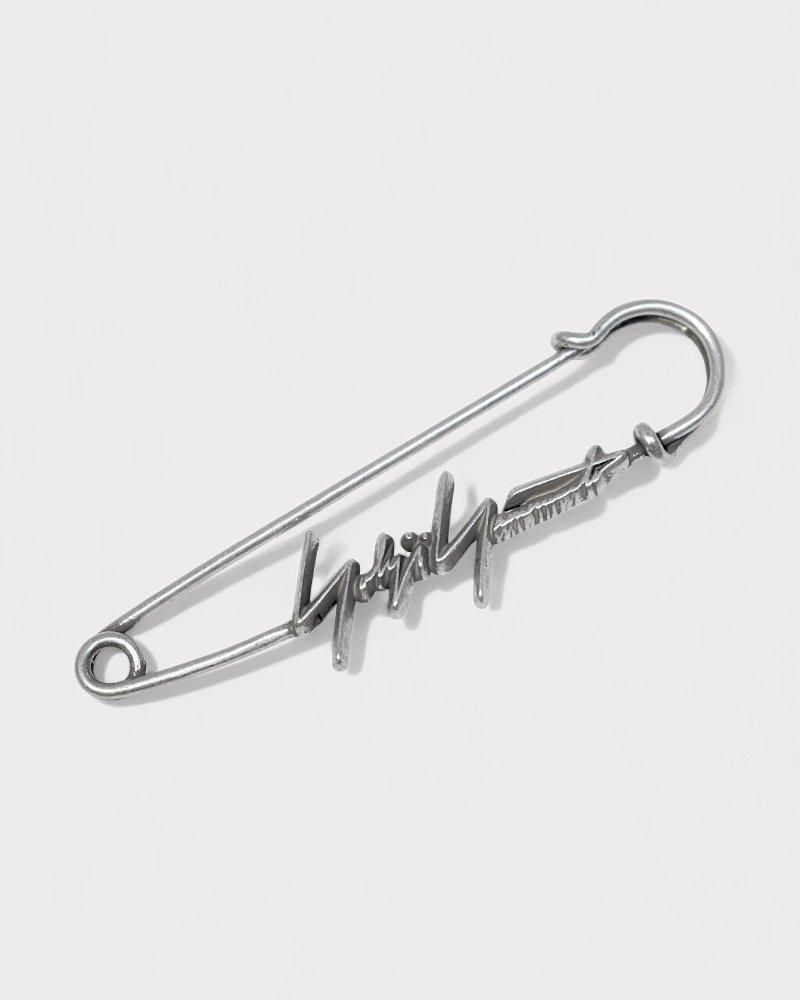 Yohji Yamamoto POUR HOMME】ANTIQUE SV COAT SAFETY PIN(Silver