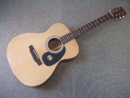 Aria Dreadnought AF-280 NAT リッターケース付き！ - 奈良のギター