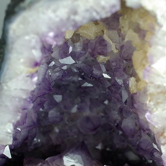 Amethyst Chapel ～ジェオード～アメジストカペーラ（台座付