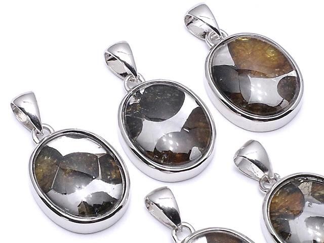 セリコパラサイト隕石（産地・ケニア オーバル ペンダントトップ14