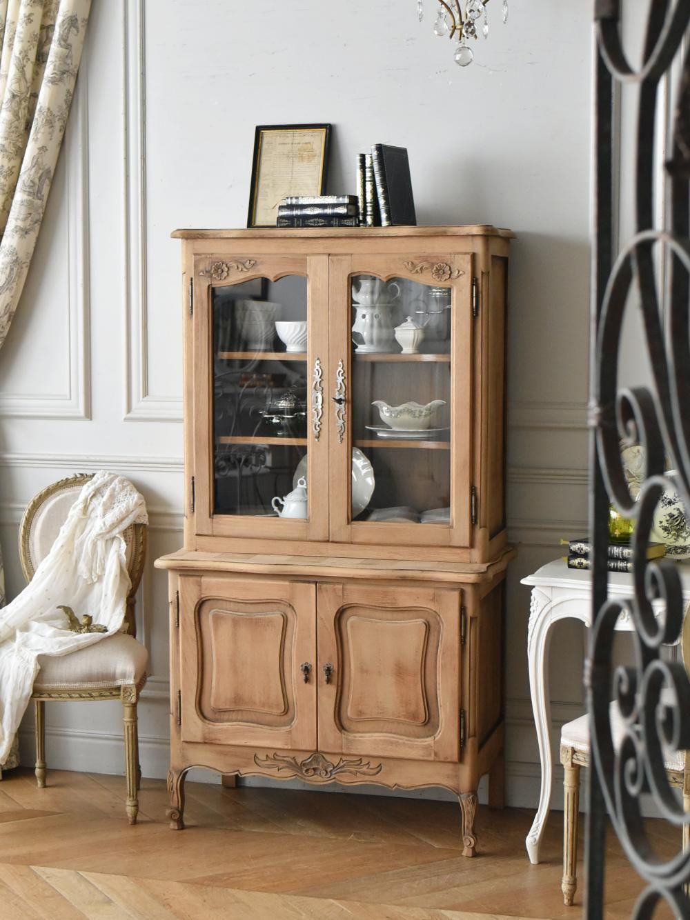 フランスヴィンテージ家具 フレンチキャビネット フレンチカップボード