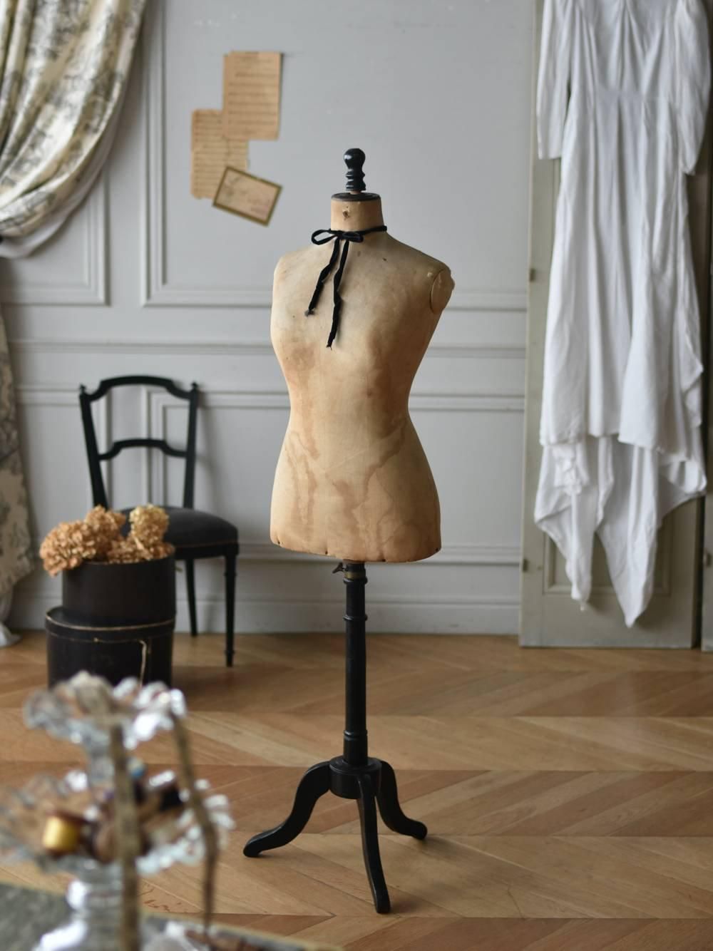 アンティークトルソー.23 フランス アンティーク マネキン