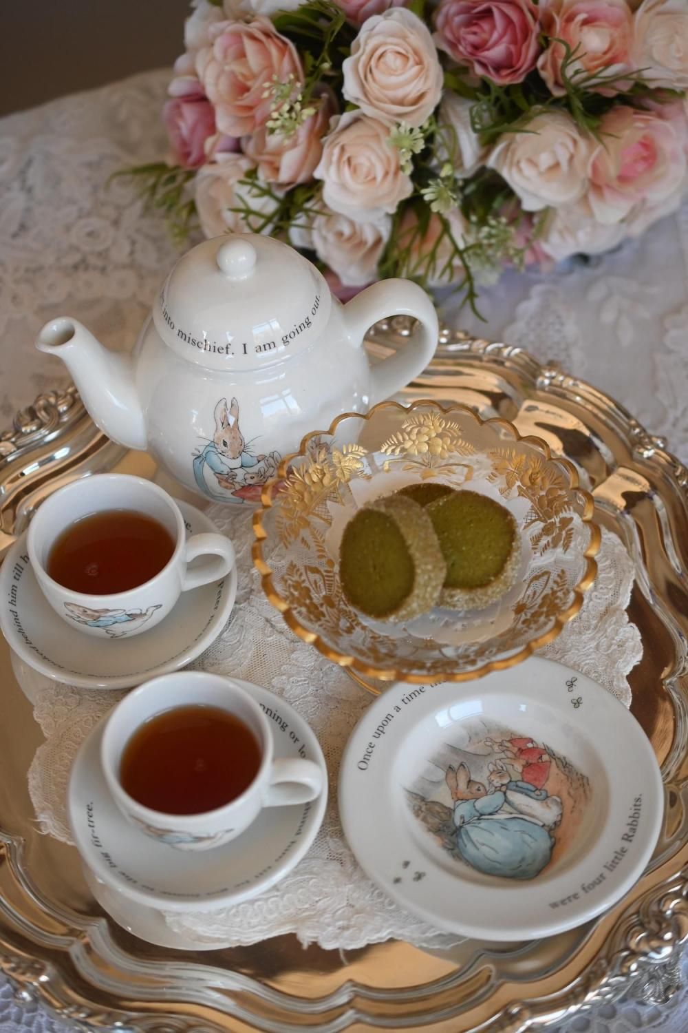 ウェッジウッド ピーターラビットの小さなティーポットのティーフォー